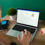 How to Build a Professional LinkedIn Profile That Stands Out